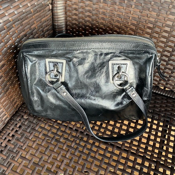 Coach Shoulder bag. - Picture 2 of 8